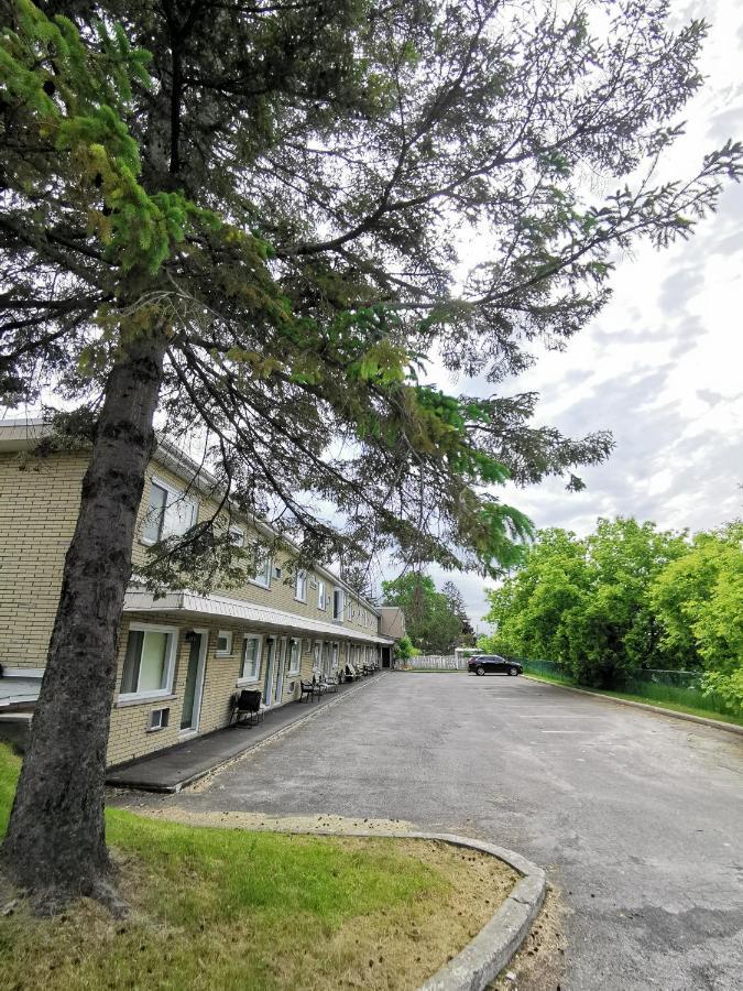 Motel Sainte Catherine Экстерьер фото