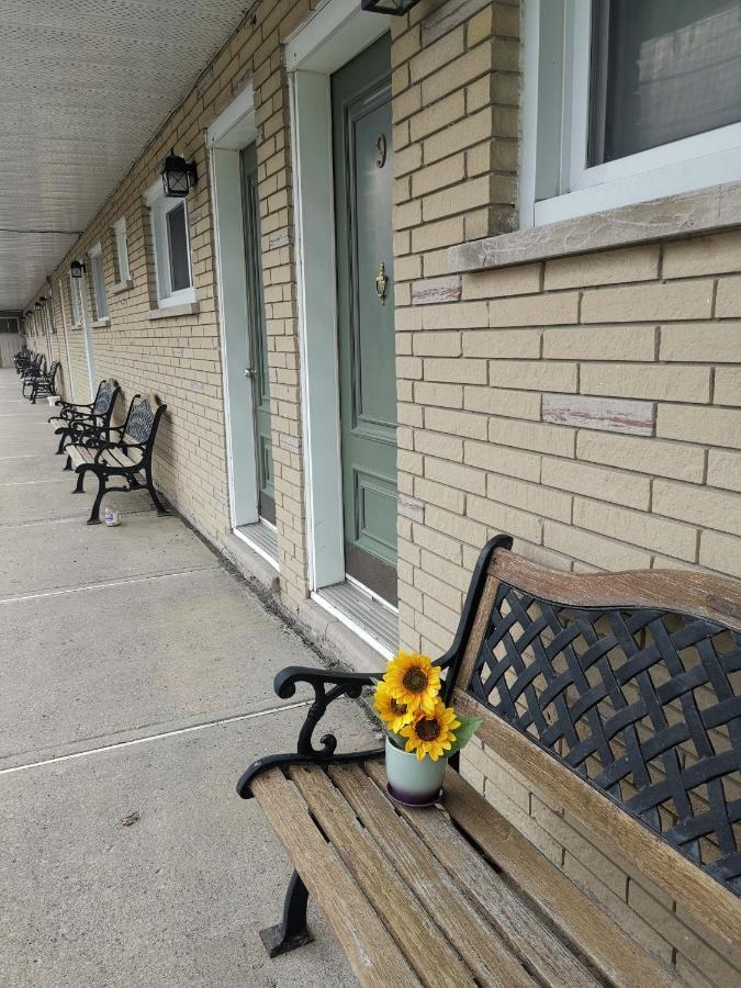 Motel Sainte Catherine Экстерьер фото
