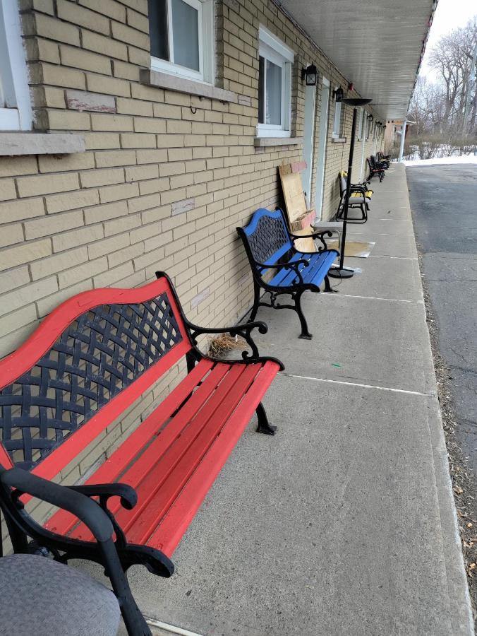 Motel Sainte Catherine Экстерьер фото