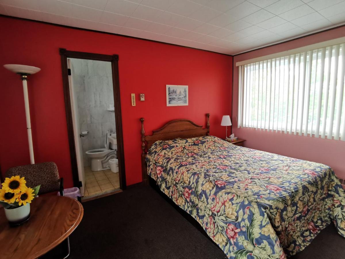 Motel Sainte Catherine Экстерьер фото