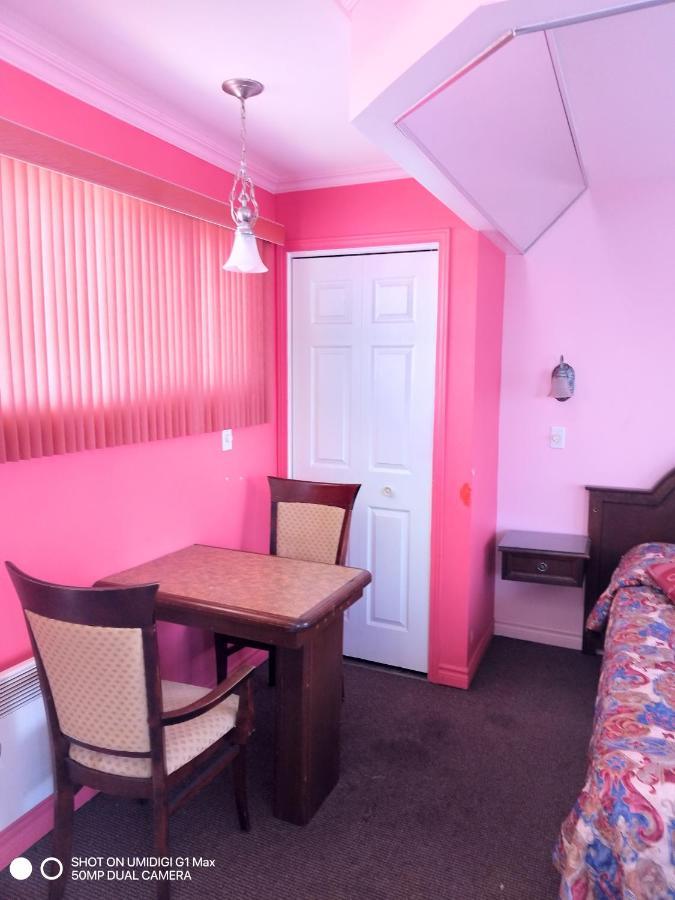 Motel Sainte Catherine Экстерьер фото