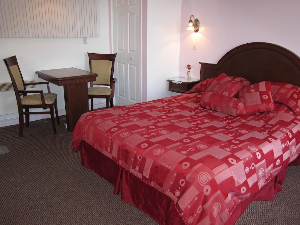 Motel Sainte Catherine Номер фото